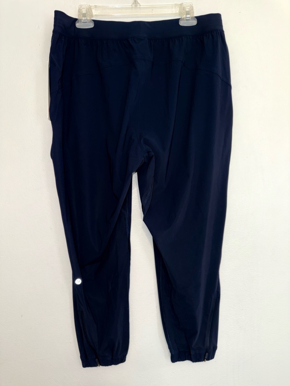 NEW Lululemon Adapted State HR Cropped Jogger Short True Navy Size 12 - Picture 5 of 10
